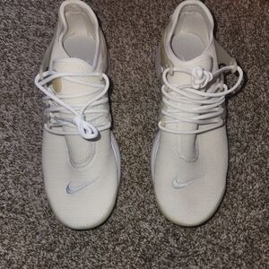 Nike Women's Presto Size 8